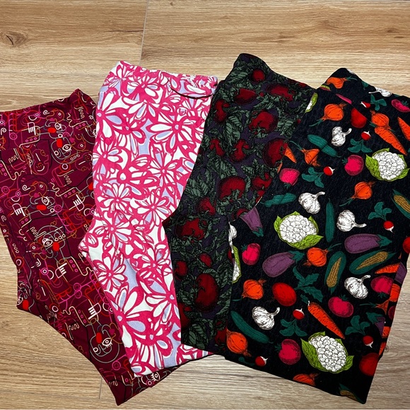 LuLaRoe lot of 4 Tall and Curvy Leggings - Picture 1 of 3